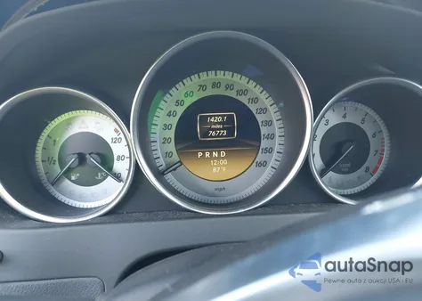 2012 Mercedes-Benz C 300 Sport 4Matic z USA, uszkodzony, nr VIN WDDGF8BB5CR201506